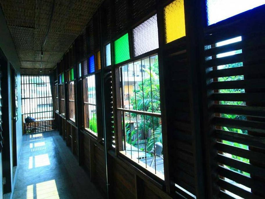 เฮือนช้างเผือก Hotel น่าน ภายนอก รูปภาพ